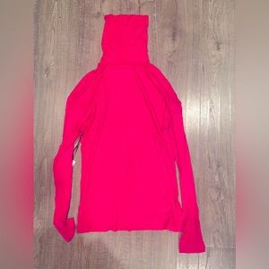 Long sleeved shirt